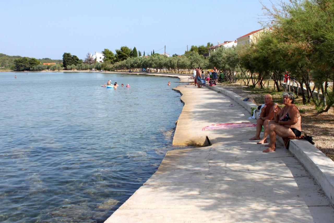 Apartments And Rooms By The Sea Mrljane, Pasman - 327 Neviđane 外观 照片