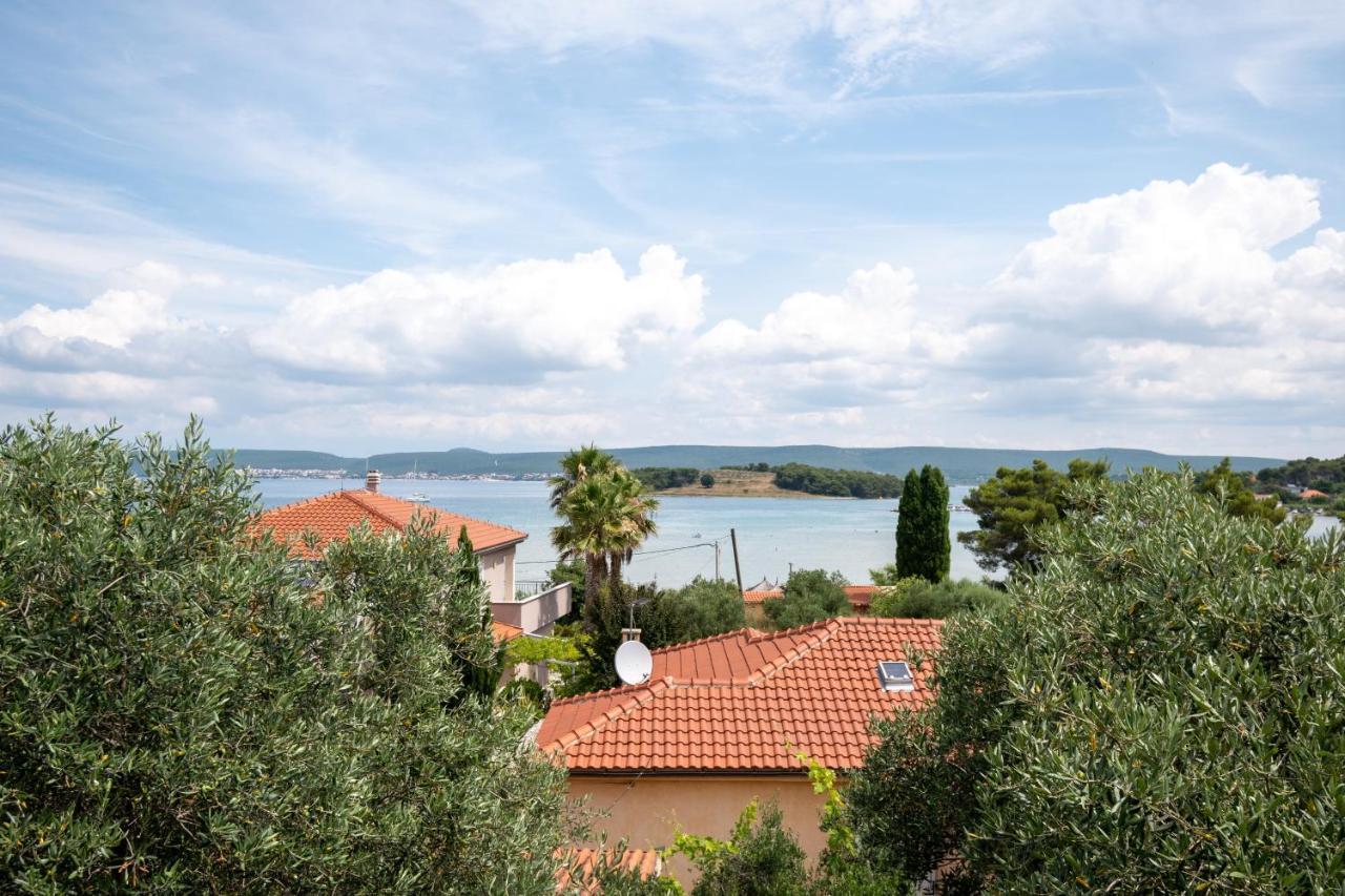 Apartments And Rooms By The Sea Mrljane, Pasman - 327 Neviđane 外观 照片