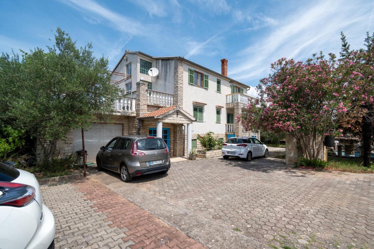 Apartments And Rooms By The Sea Mrljane, Pasman - 327 Neviđane 外观 照片
