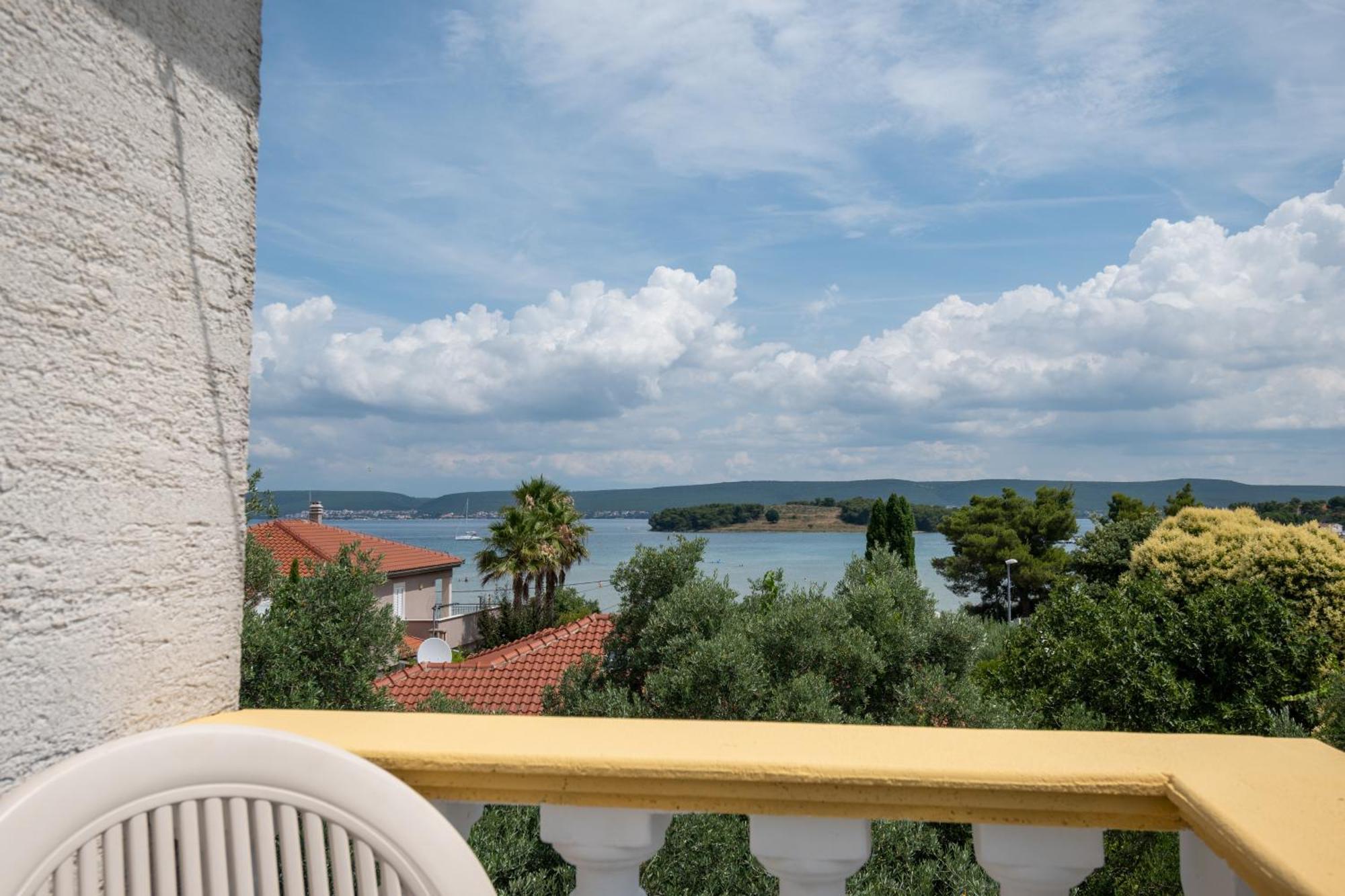 Apartments And Rooms By The Sea Mrljane, Pasman - 327 Neviđane 外观 照片