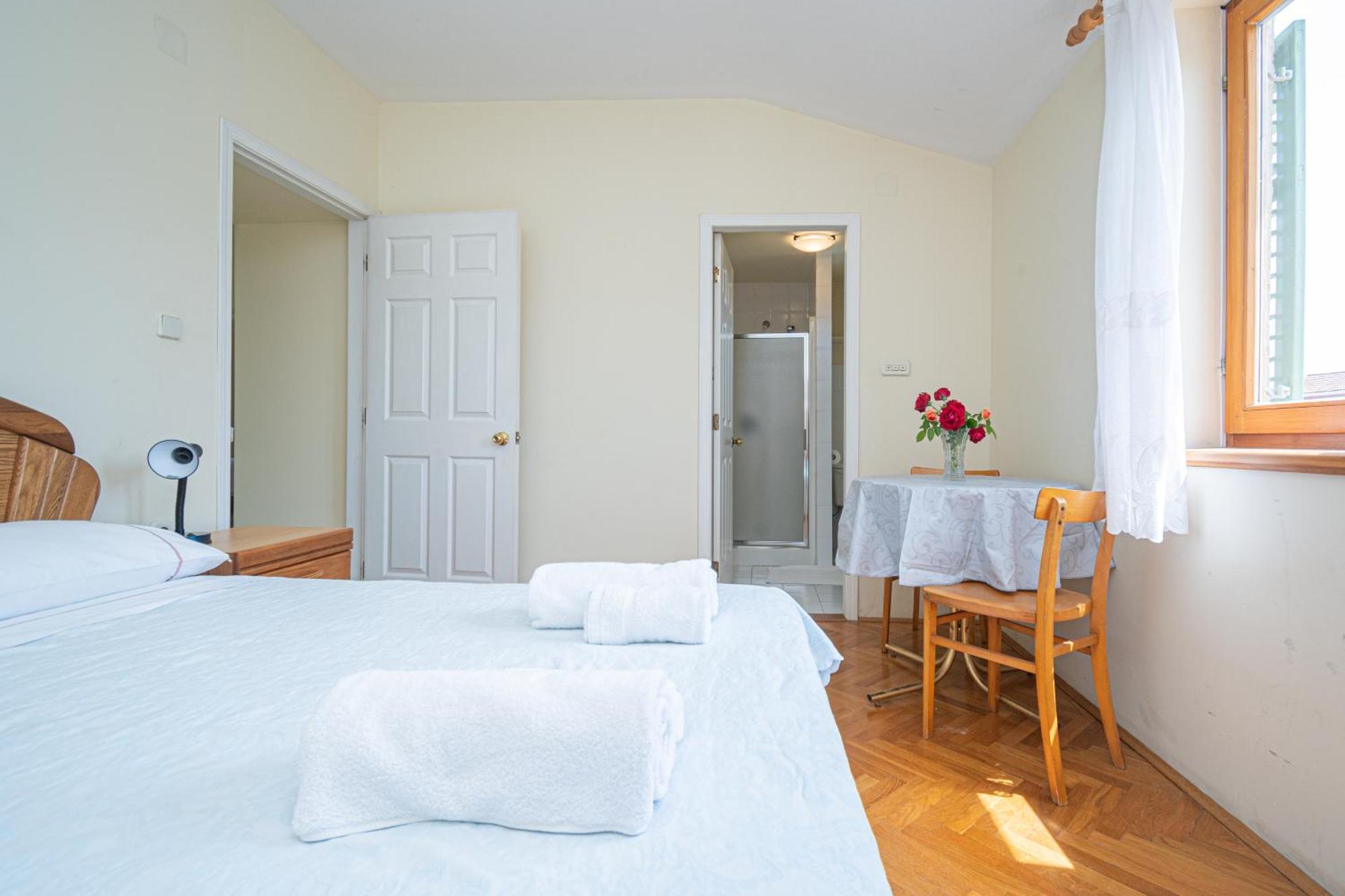 Apartments And Rooms By The Sea Mrljane, Pasman - 327 Neviđane 客房 照片