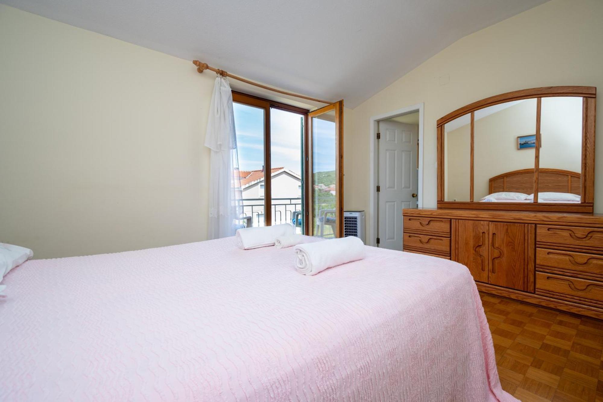 Apartments And Rooms By The Sea Mrljane, Pasman - 327 Neviđane 客房 照片